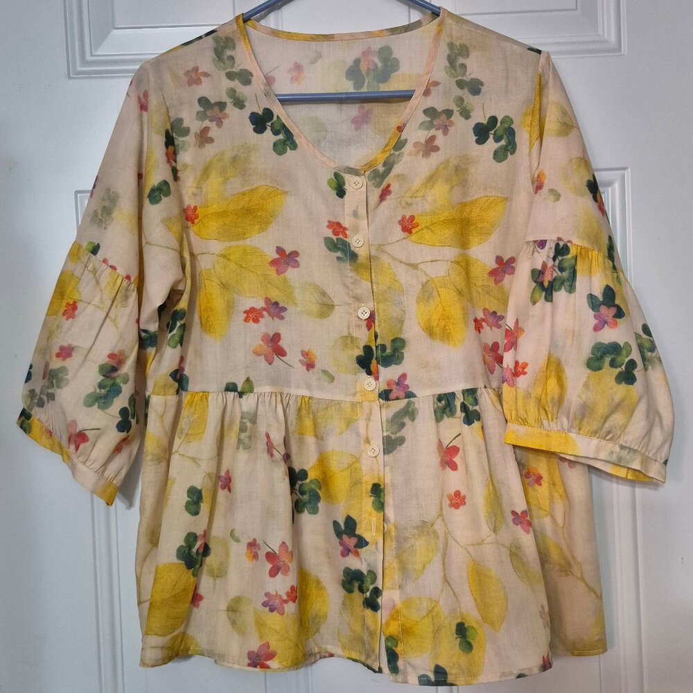 Ladies BOHO Top. Large, NWOT